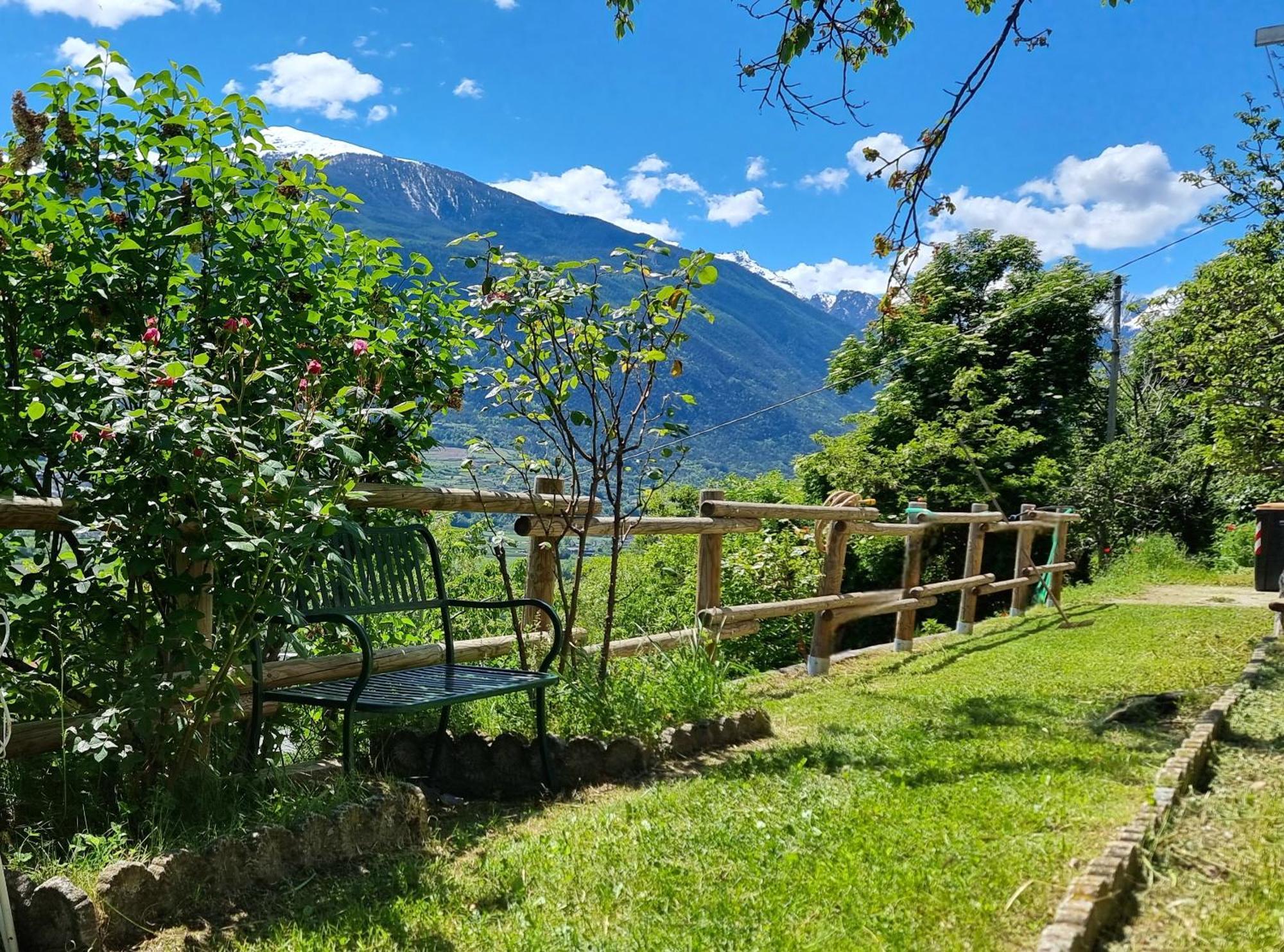 Casa Le Vignole - Aosta Villa Kültér fotó